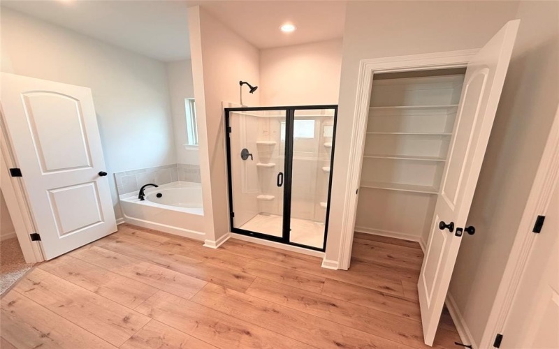 1281 Bayou Bay Court, Frierson, LA 71027, 4 Habitaciones Habitaciones , ,2 BañosBaños,Residential,En Venta,1281 Bayou Bay Court,0,21060633