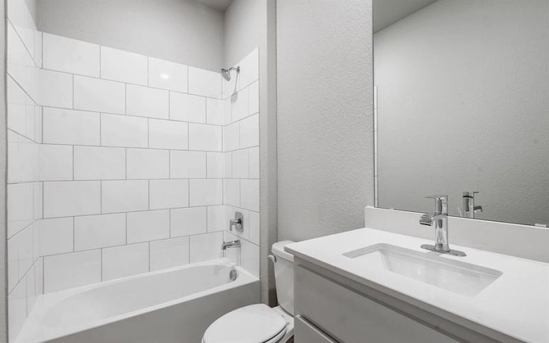 2621 MCCORMICK Street, Denton, TX 76205, 4 Bedrooms Bedrooms, ,3 BathroomsBathrooms,Residential,For Sale,2621 MCCORMICK Street,0,21060660