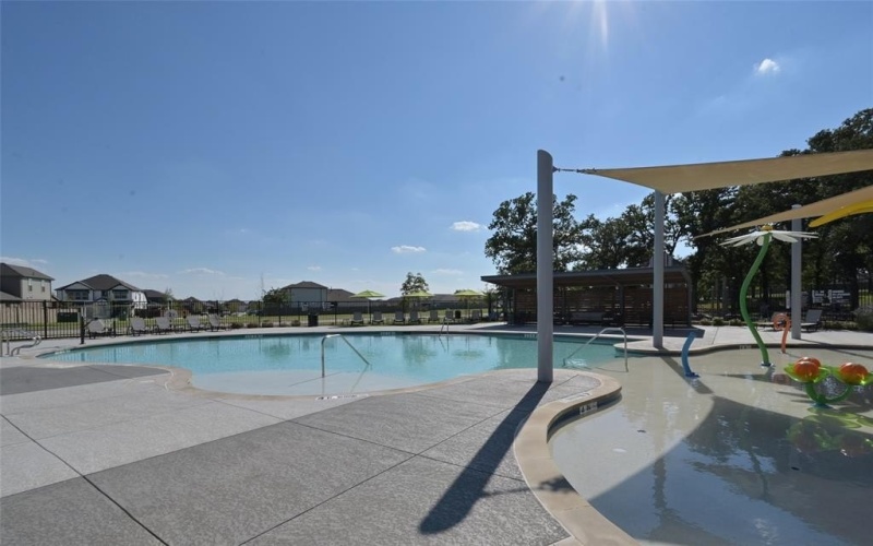 2605 MCCORMICK Street, Denton, TX 76205, 5 Bedrooms Bedrooms, ,5 BathroomsBathrooms,Residential,For Sale,2605 MCCORMICK Street,0,21060735