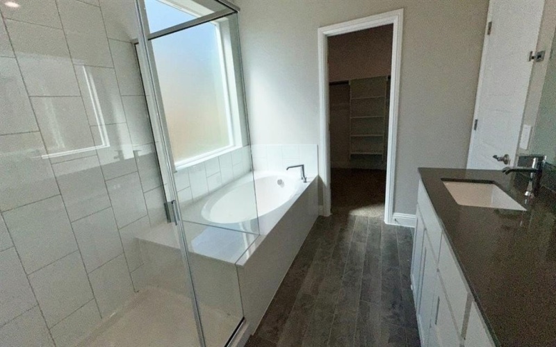 2605 MCCORMICK Street, Denton, TX 76205, 5 Bedrooms Bedrooms, ,5 BathroomsBathrooms,Residential,For Sale,2605 MCCORMICK Street,0,21060735