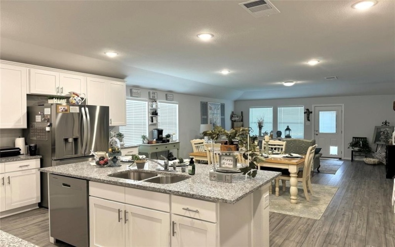 608 N Rain Barrel Place, Weston, TX 75009, 3 Bedrooms Bedrooms, ,2 BathroomsBathrooms,Residential,For Sale,608 N Rain Barrel Place,0,21060810