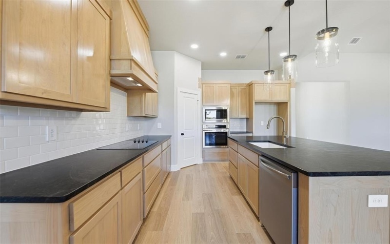 1024 Silver Sage Trail, Weatherford, TX 76085, 5 Bedrooms Bedrooms, ,3 BathroomsBathrooms,Residential,For Sale,1024 Silver Sage Trail,0,21060828