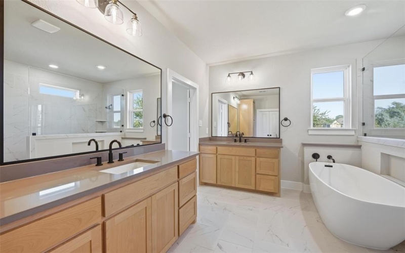 1024 Silver Sage Trail, Weatherford, TX 76085, 5 Bedrooms Bedrooms, ,3 BathroomsBathrooms,Residential,For Sale,1024 Silver Sage Trail,0,21060828