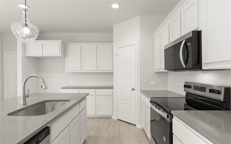 3101 Yellow Pine, Melissa, TX 75454, 3 Habitaciones Habitaciones , ,2 BañosBaños,Residential,En Venta,3101 Yellow Pine,0,21060840