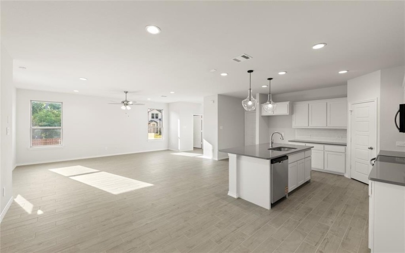 3101 Yellow Pine, Melissa, TX 75454, 3 Habitaciones Habitaciones , ,2 BañosBaños,Residential,En Venta,3101 Yellow Pine,0,21060840