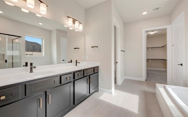 7824 Pondview Lane, Fort Worth, TX 76123, 5 Habitaciones Habitaciones , ,5 BañosBaños,Residential,En Venta,7824 Pondview Lane,0,21060951