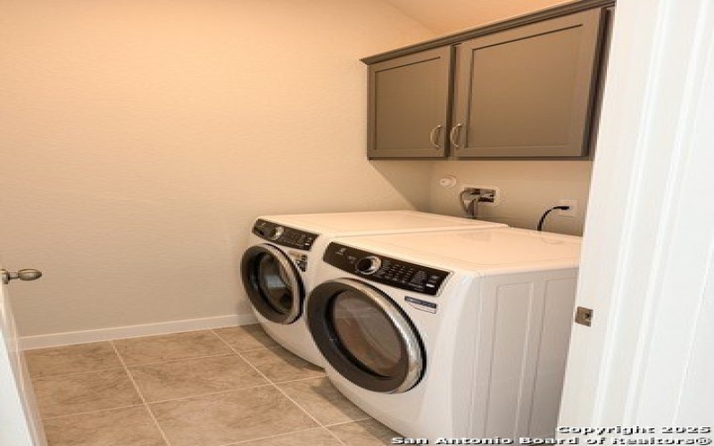 2618 Suncadia Lane, San Antonio, TX 78245, 4 Habitaciones Habitaciones , ,3 BañosBaños,Residential,En Venta,2618 Suncadia Lane,0,1907945