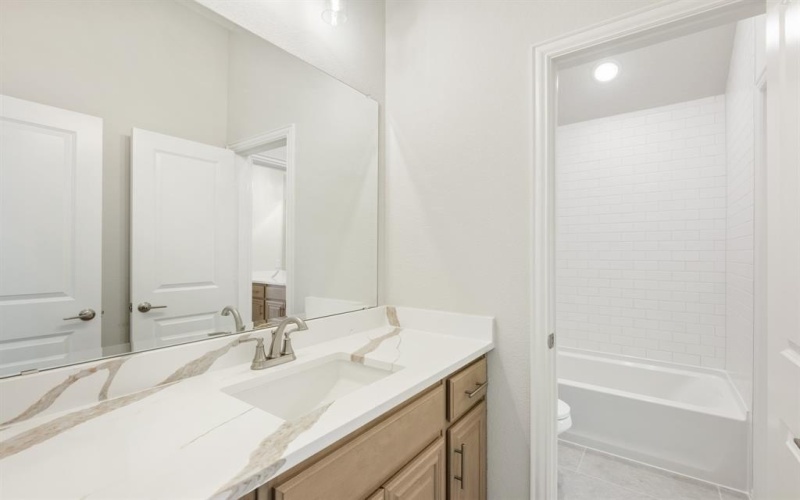 926 S Bluebird Lane, Midlothian, TX 76065, 4 Habitaciones Habitaciones , ,3 BañosBaños,Residential,En Venta,926 S Bluebird Lane,0,21059052