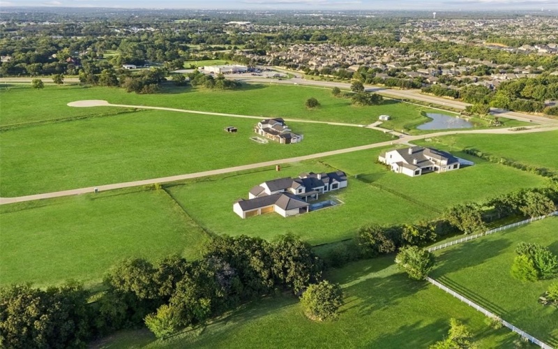 1410 Clydesdale Road, Bartonville, TX 76226, 5 Bedrooms Bedrooms, ,6 BathroomsBathrooms,Residential,For Sale,1410 Clydesdale Road,0,21059099