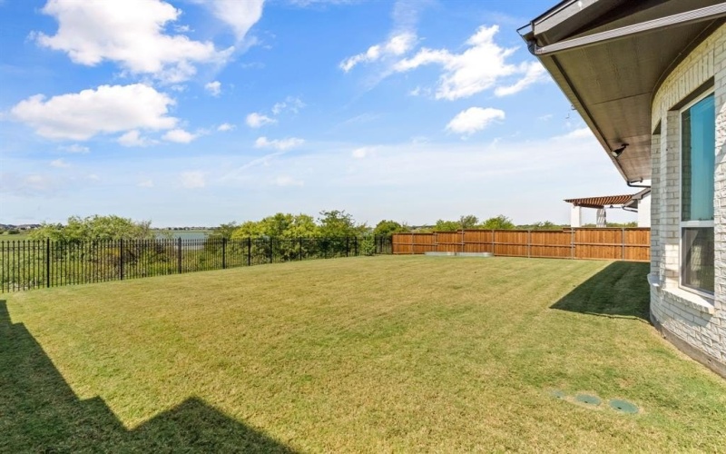 8736 Edgewater Drive, The Colony, TX 75056, 5 Habitaciones Habitaciones , ,6 BañosBaños,Residential,En Venta,8736 Edgewater Drive,0,21059933