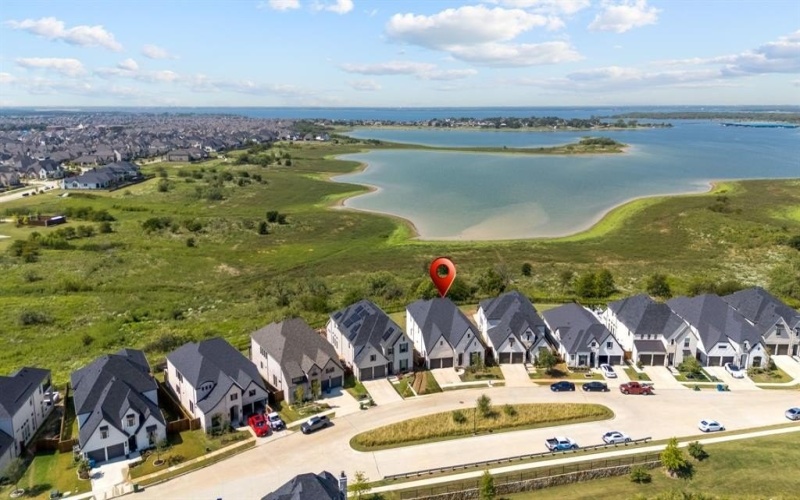 8736 Edgewater Drive, The Colony, TX 75056, 5 Habitaciones Habitaciones , ,6 BañosBaños,Residential,En Venta,8736 Edgewater Drive,0,21059933