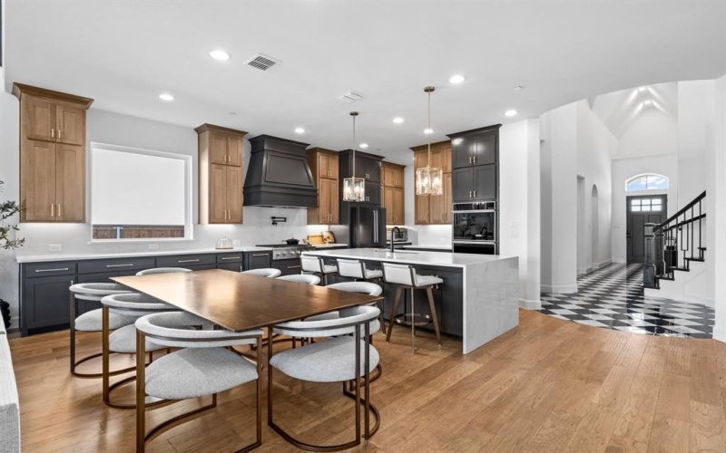 8736 Edgewater Drive, The Colony, TX 75056, 5 Habitaciones Habitaciones , ,6 BañosBaños,Residential,En Venta,8736 Edgewater Drive,0,21059933