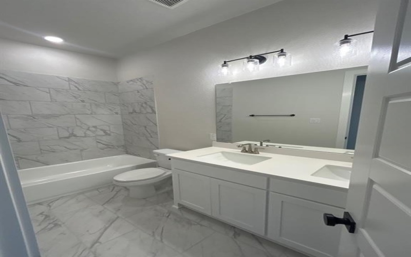 808 Westover Drive, Van Alstyne, TX 75495, 3 Bedrooms Bedrooms, ,3 BathroomsBathrooms,Residential,For Sale,808 Westover Drive,0,21060061