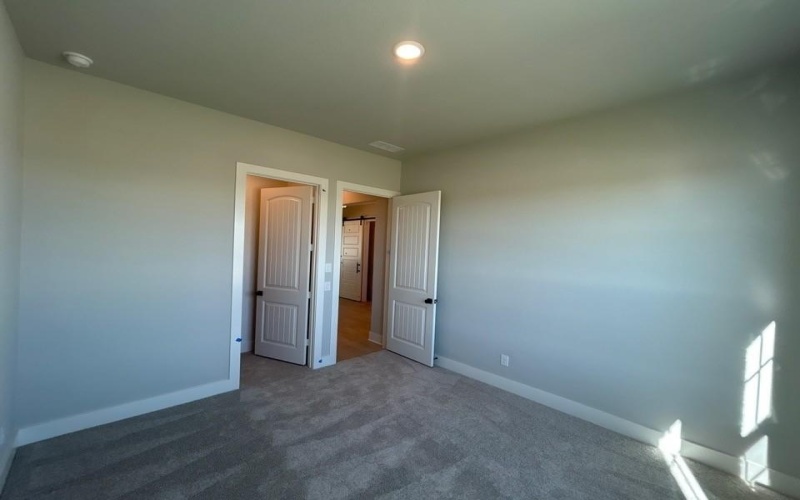 810 Westover Drive, Van Alstyne, TX 75495, 4 Bedrooms Bedrooms, ,3 BathroomsBathrooms,Residential,For Sale,810 Westover Drive,0,21060065