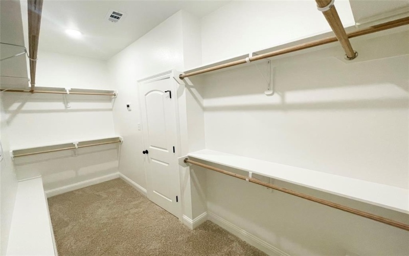 785 Venecia Drive, Bossier City, LA 71111, 4 Bedrooms Bedrooms, ,2 BathroomsBathrooms,Residential,For Sale,785 Venecia Drive,0,21060248