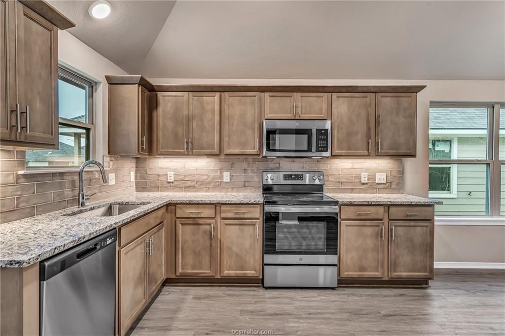 1218 High Street, Navasota, TX 77868, 3 Habitaciones Habitaciones , ,2 BañosBaños,Residential,En Venta,1218 High Street,0,25009874