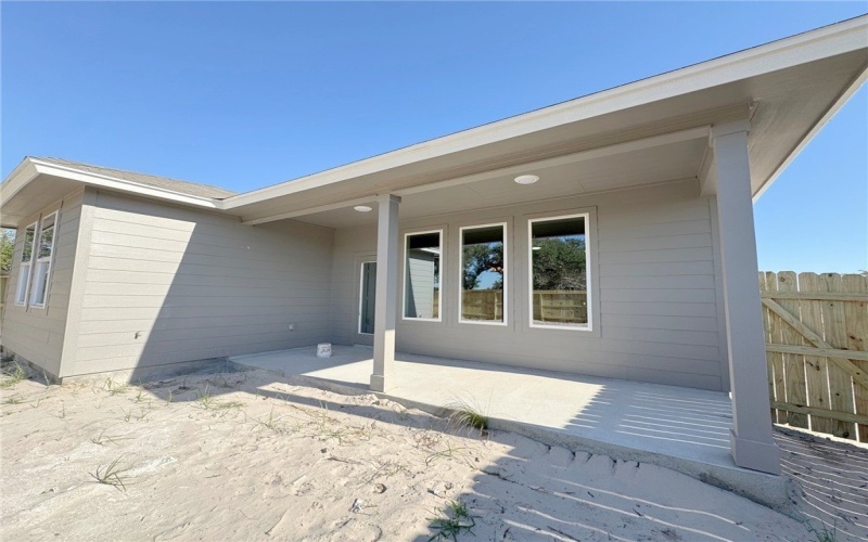 1944 Topwater, Aransas Pass, TX 78336, 4 Bedrooms Bedrooms, ,3 BathroomsBathrooms,Residential,For Sale,1944 Topwater,0,464959