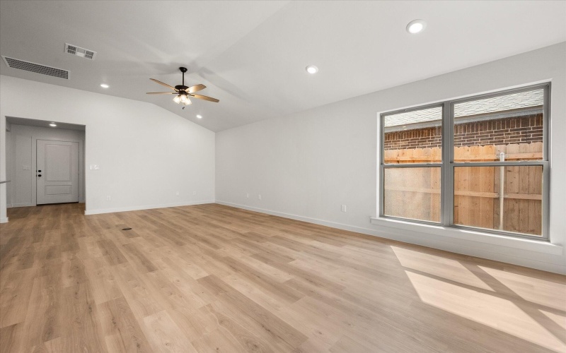 3018 140th Street, Lubbock, TX 79423, 4 Bedrooms Bedrooms, ,2 BathroomsBathrooms,Residential,For Sale,3018 140th Street,0,202560451