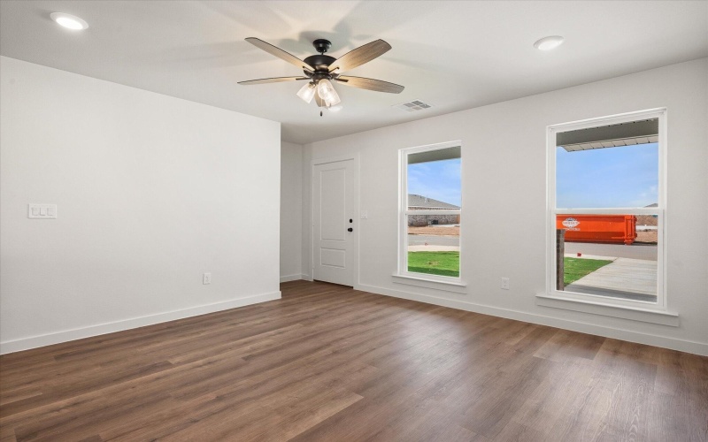13809 Flint Avenue, Lubbock, TX 79423, 3 Bedrooms Bedrooms, ,2 BathroomsBathrooms,Residential,For Sale,13809 Flint Avenue,0,202560452