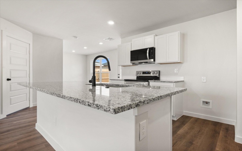 13809 Flint Avenue, Lubbock, TX 79423, 3 Bedrooms Bedrooms, ,2 BathroomsBathrooms,Residential,For Sale,13809 Flint Avenue,0,202560452