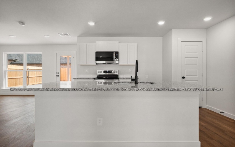 13809 Flint Avenue, Lubbock, TX 79423, 3 Bedrooms Bedrooms, ,2 BathroomsBathrooms,Residential,For Sale,13809 Flint Avenue,0,202560452