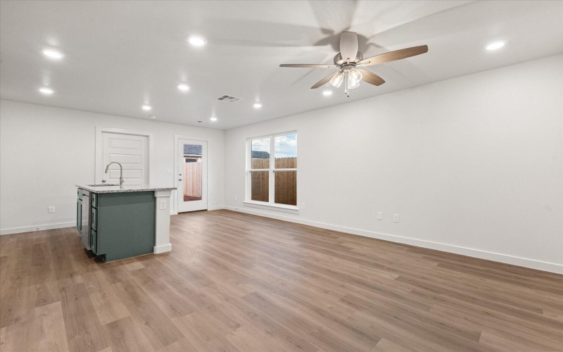 13807 Flint Avenue, Lubbock, TX 79423, 3 Bedrooms Bedrooms, ,2 BathroomsBathrooms,Residential,For Sale,13807 Flint Avenue,0,202560453