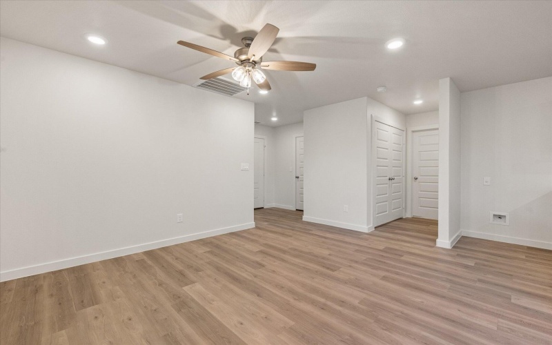 13807 Flint Avenue, Lubbock, TX 79423, 3 Bedrooms Bedrooms, ,2 BathroomsBathrooms,Residential,For Sale,13807 Flint Avenue,0,202560453