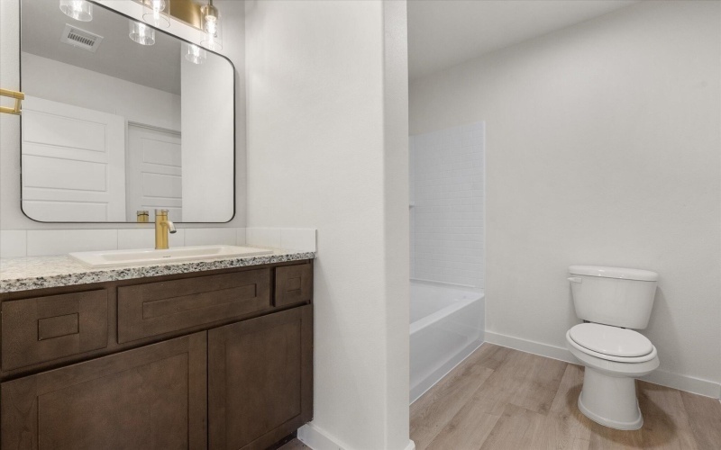 1613 N Clinton Avenue, Lubbock, TX 79416, 3 Habitaciones Habitaciones , ,2 BañosBaños,Residential,En Venta,1613 N Clinton Avenue,0,202560490