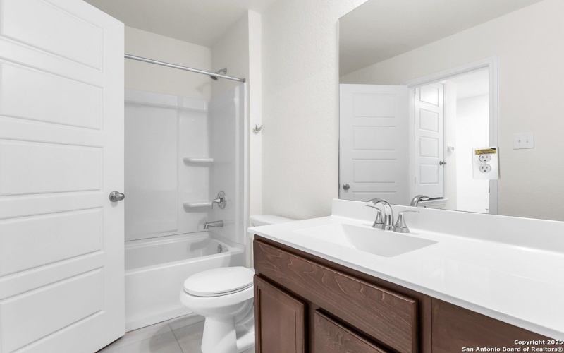 4722 PLAZA CENTER, San Antonio, TX 78222, 4 Bedrooms Bedrooms, ,2 BathroomsBathrooms,Residential,For Sale,4722 PLAZA CENTER,0,1907977