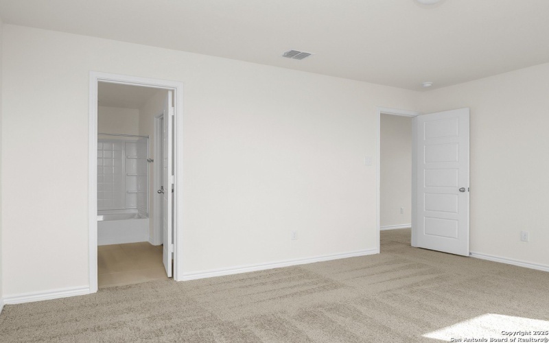 5218 BIG OAK RUN, Elmendorf, TX 78112, 4 Habitaciones Habitaciones , ,2 BañosBaños,Residential,En Venta,5218 BIG OAK RUN,0,1908041