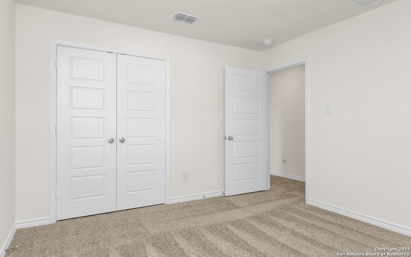 5218 BIG OAK RUN, Elmendorf, TX 78112, 4 Habitaciones Habitaciones , ,2 BañosBaños,Residential,En Venta,5218 BIG OAK RUN,0,1908041