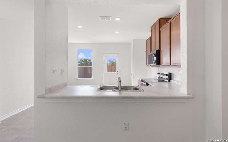 5222 BIG OAK RUN, Elmendorf, TX 78112, 3 Bedrooms Bedrooms, ,2 BathroomsBathrooms,Residential,For Sale,5222 BIG OAK RUN,0,1908046