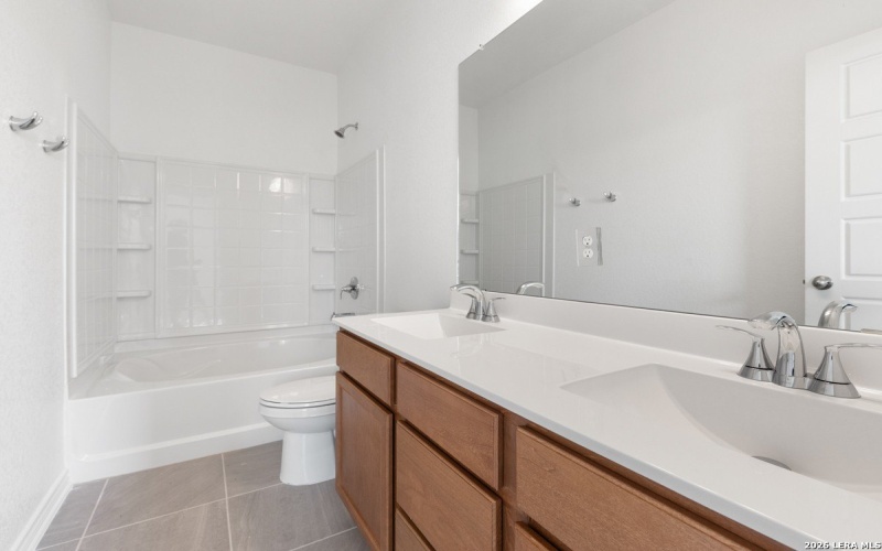 5222 BIG OAK RUN, Elmendorf, TX 78112, 3 Bedrooms Bedrooms, ,2 BathroomsBathrooms,Residential,For Sale,5222 BIG OAK RUN,0,1908046