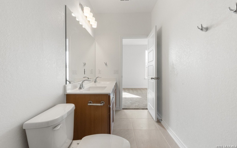 5222 BIG OAK RUN, Elmendorf, TX 78112, 3 Bedrooms Bedrooms, ,2 BathroomsBathrooms,Residential,For Sale,5222 BIG OAK RUN,0,1908046