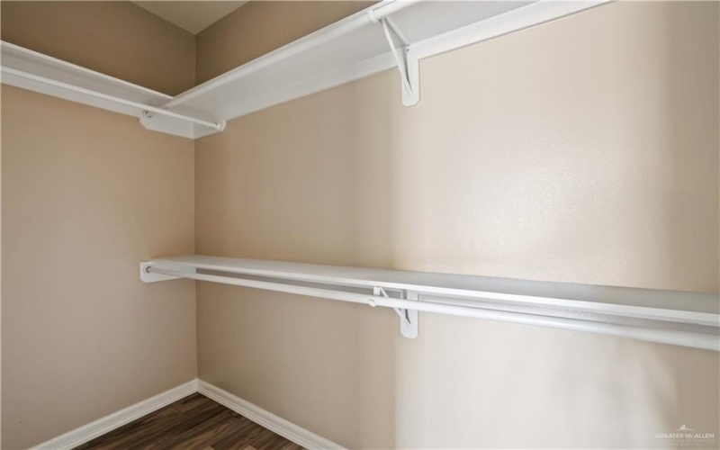 1304 E Acacia Drive, San Juan, TX 78589, 3 Bedrooms Bedrooms, ,2 BathroomsBathrooms,Residential,For Sale,1304 E Acacia Drive,0,481095