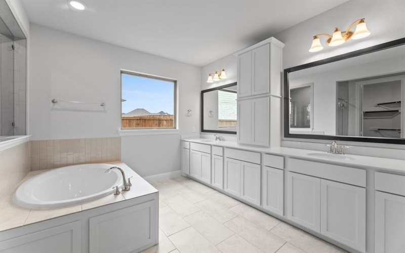 4329 Clydesdale Drive, Aubrey, TX 76227, 4 Habitaciones Habitaciones , ,3 BañosBaños,Residential,En Venta,4329 Clydesdale Drive,0,20759540