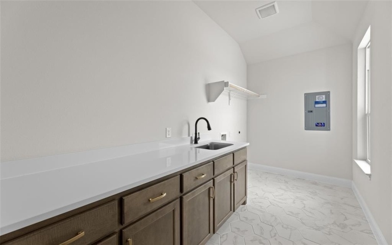 117 Carly Lane, Van Alstyne, TX 75495, 4 Bedrooms Bedrooms, ,3 BathroomsBathrooms,Residential,For Sale,117 Carly Lane,0,21062014