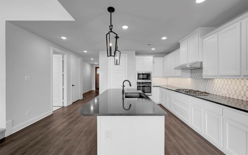 9004 Chestnut Lane, Justin, TX 76247, 5 Habitaciones Habitaciones , ,5 BañosBaños,Residential,En Venta,9004 Chestnut Lane,0,21062098