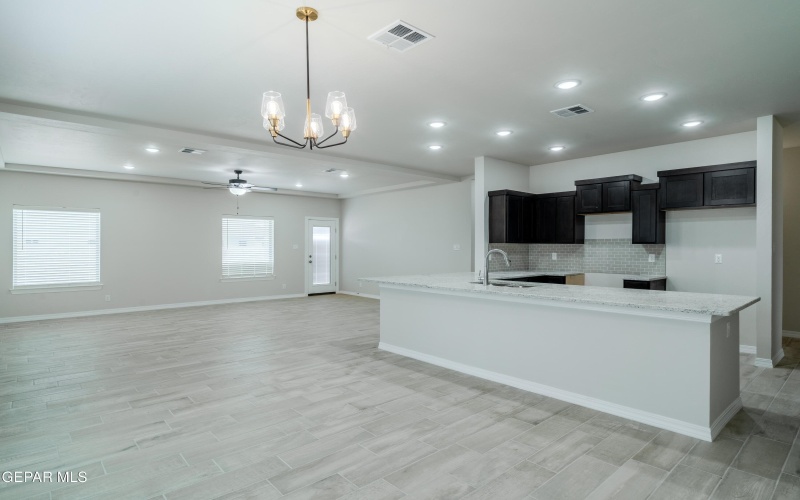 14423 Armando Silva Drive, El Paso, TX 79938, 3 Bedrooms Bedrooms, ,1 BathroomBathrooms,Residential,For Sale,14423 Armando Silva Drive,920601
