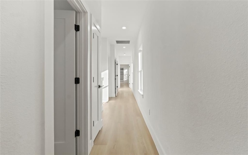 2404 Scott Street, Dallas, TX 75215, 4 Habitaciones Habitaciones , ,2 BañosBaños,Residential,En Venta,2404 Scott Street,0,21062130