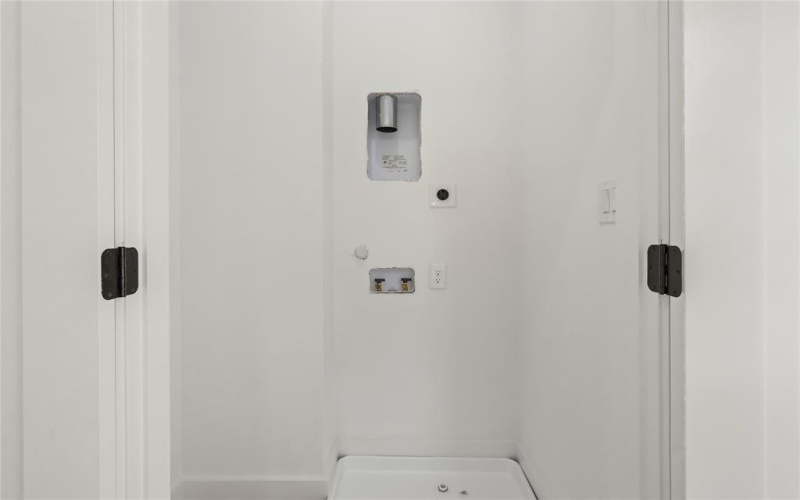 2404 Scott Street, Dallas, TX 75215, 4 Habitaciones Habitaciones , ,2 BañosBaños,Residential,En Venta,2404 Scott Street,0,21062130