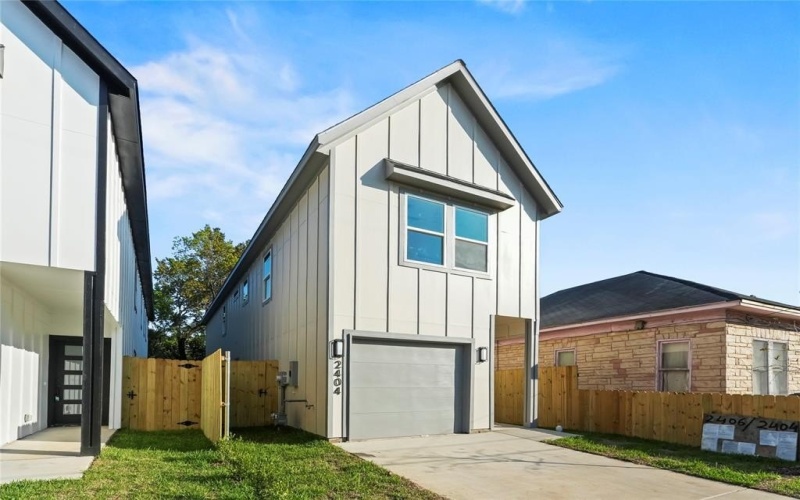 2404 Scott Street, Dallas, TX 75215, 4 Habitaciones Habitaciones , ,2 BañosBaños,Residential,En Venta,2404 Scott Street,0,21062130