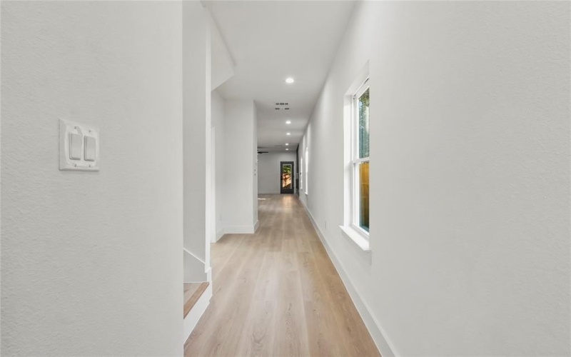 2404 Scott Street, Dallas, TX 75215, 4 Habitaciones Habitaciones , ,2 BañosBaños,Residential,En Venta,2404 Scott Street,0,21062130