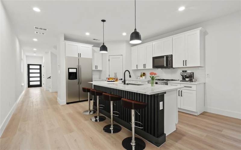 2404 Scott Street, Dallas, TX 75215, 4 Habitaciones Habitaciones , ,2 BañosBaños,Residential,En Venta,2404 Scott Street,0,21062130