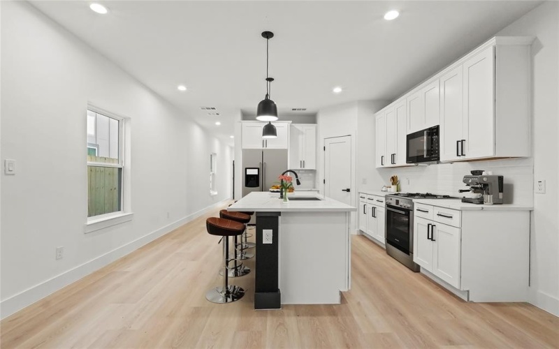 2404 Scott Street, Dallas, TX 75215, 4 Habitaciones Habitaciones , ,2 BañosBaños,Residential,En Venta,2404 Scott Street,0,21062130