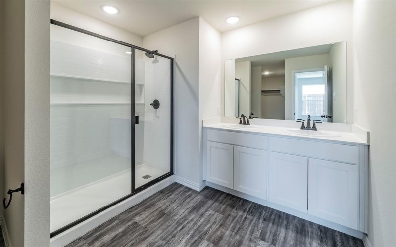 114 Goel Street, Greenville, TX 75402, 4 Bedrooms Bedrooms, ,2 BathroomsBathrooms,Residential,For Sale,114 Goel Street,0,21062216