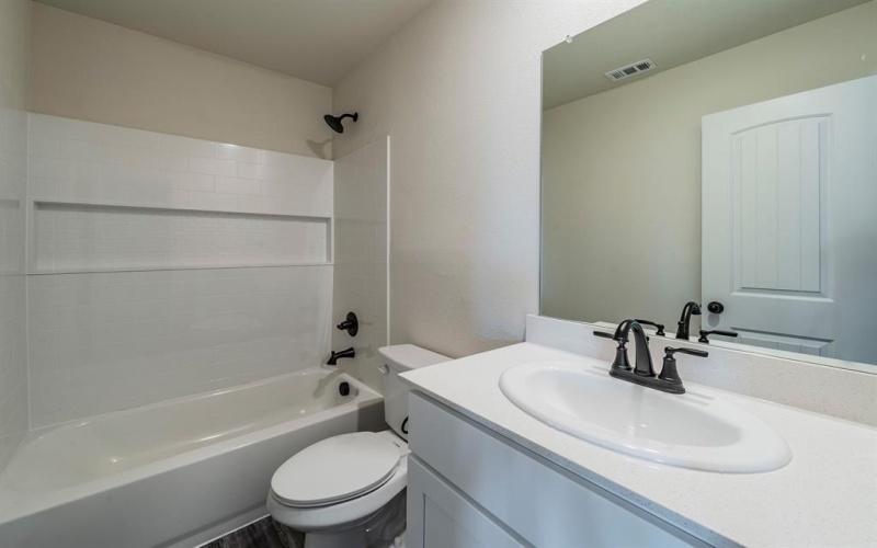 114 Goel Street, Greenville, TX 75402, 4 Bedrooms Bedrooms, ,2 BathroomsBathrooms,Residential,For Sale,114 Goel Street,0,21062216