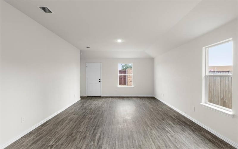 114 Goel Street, Greenville, TX 75402, 4 Bedrooms Bedrooms, ,2 BathroomsBathrooms,Residential,For Sale,114 Goel Street,0,21062216