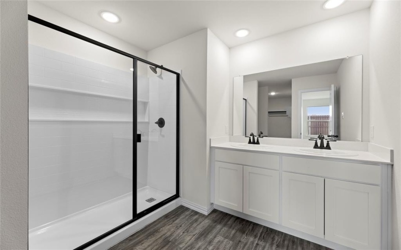 114 Goel Street, Greenville, TX 75402, 4 Bedrooms Bedrooms, ,2 BathroomsBathrooms,Residential,For Sale,114 Goel Street,0,21062216