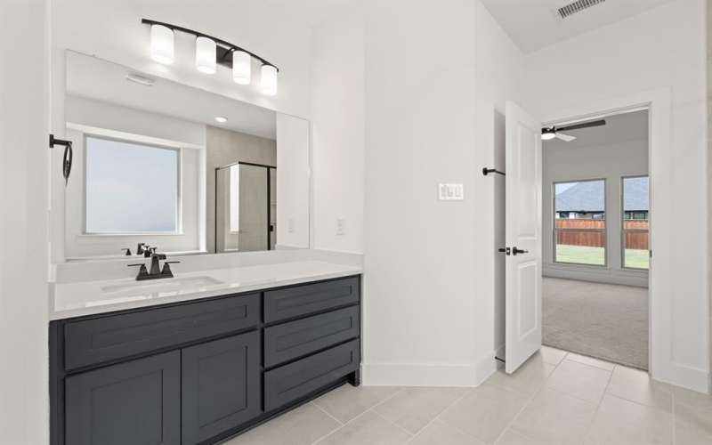 9729 Chesney Drive, Mesquite, TX 75126, 4 Habitaciones Habitaciones , ,3 BañosBaños,Residential,En Venta,9729 Chesney Drive,0,21062251